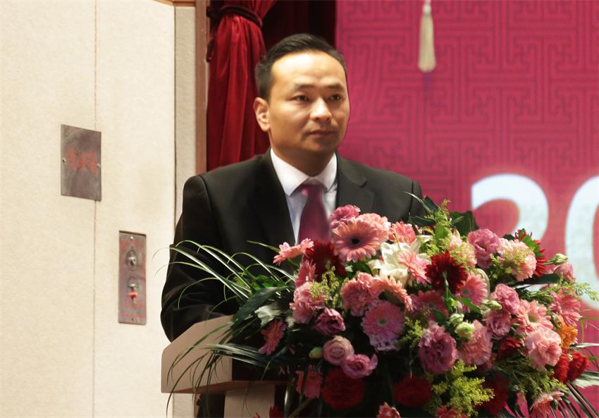 集團(tuán)副總、紀(jì)委副書記張成彪同志作徐州寶潤實業(yè)集團(tuán)“關(guān)于2018年違紀(jì)違規(guī)及重大事故責(zé)任單位的通報及處理決定”